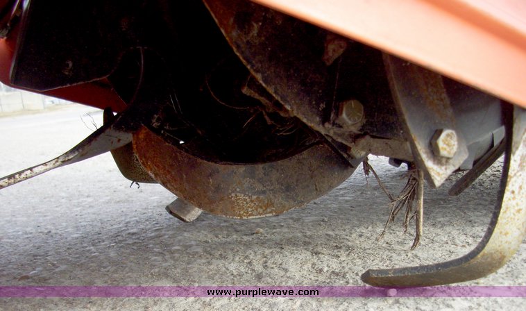 image for item 8065 2009 Husqvarna 650RTT 17" forward drive, reverse tine tiller