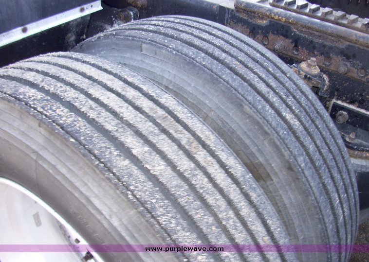 image for item 8068 1994 Freightliner Conventional FLD120 semi truck