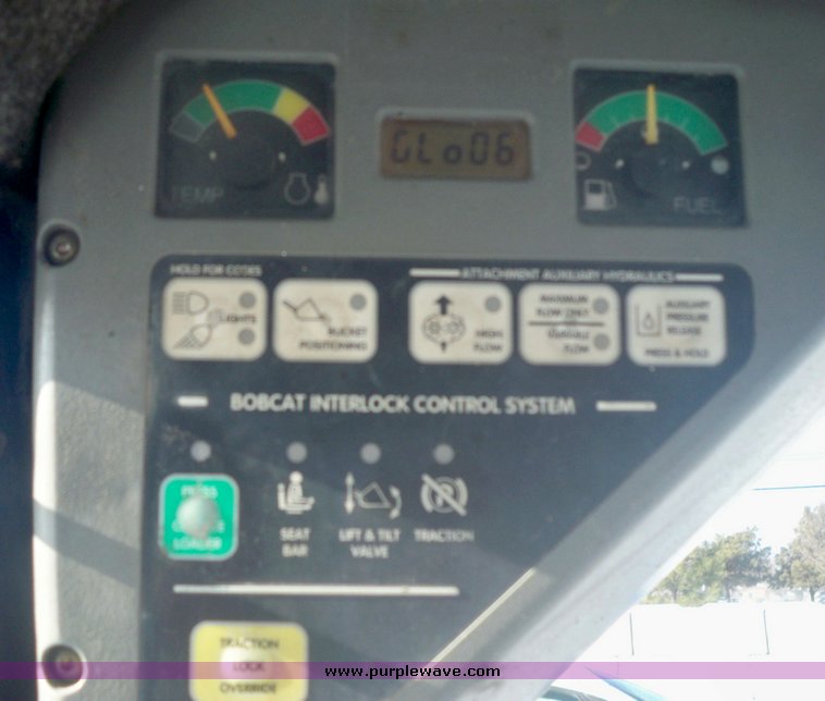 image for item 9006 2000 Bobcat 864