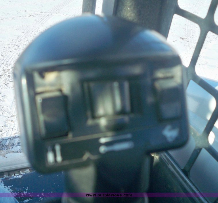 image for item 9006 2000 Bobcat 864