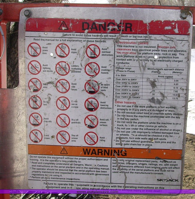 image for item 9100 2005 Skyjack SJ III 3219 scissor lift