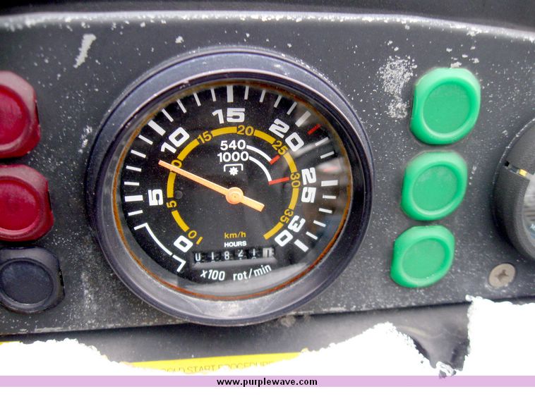 image for item 5190 1993 Long 2310 utility tractor