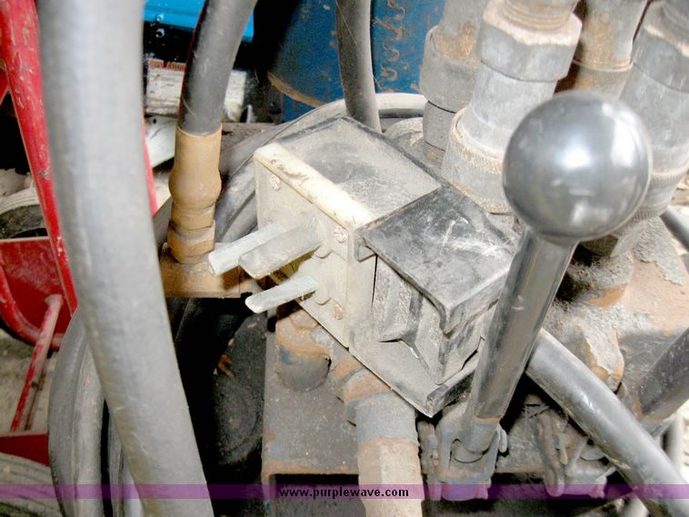 image for item 5192 Portable hydraulic lift