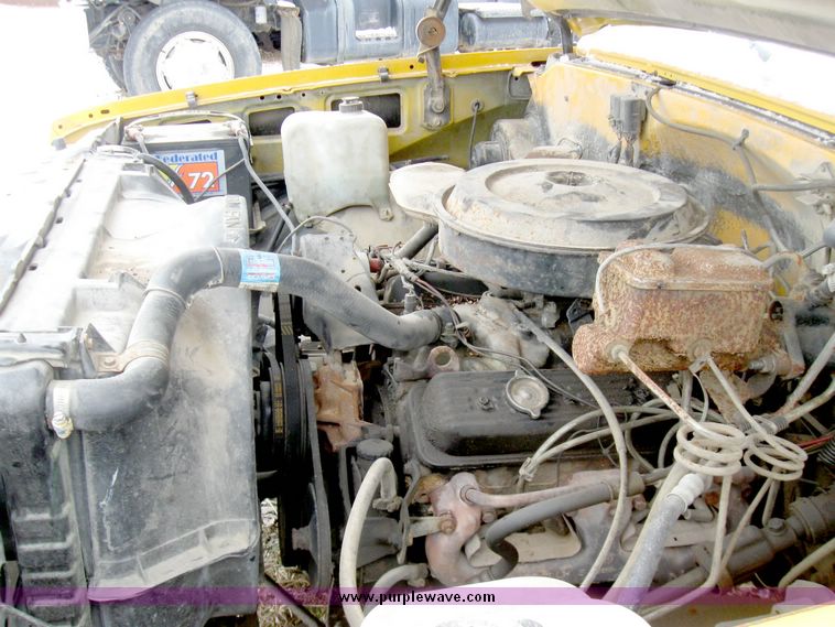 image for item 5193 1988 GMC R3500 pickup truck