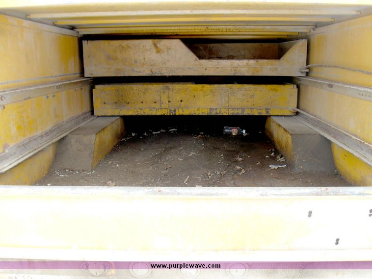 image for item 5193 1988 GMC R3500 pickup truck