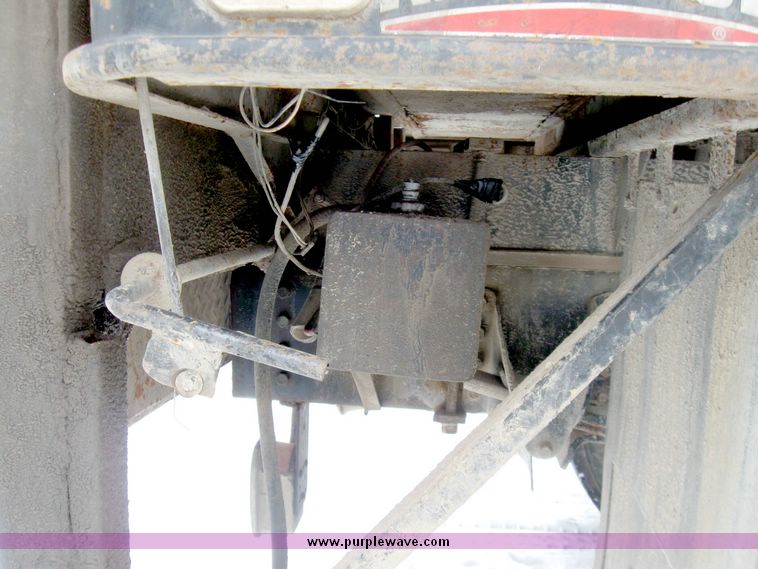 image for item 5194 1997 GMC C7H042 truck