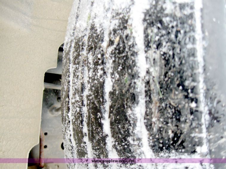 image for item 5194 1997 GMC C7H042 truck