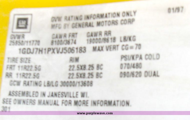 image for item 5194 1997 GMC C7H042 truck