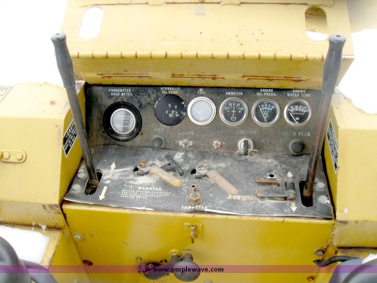 image for item 5198 Ferguson 46A roller