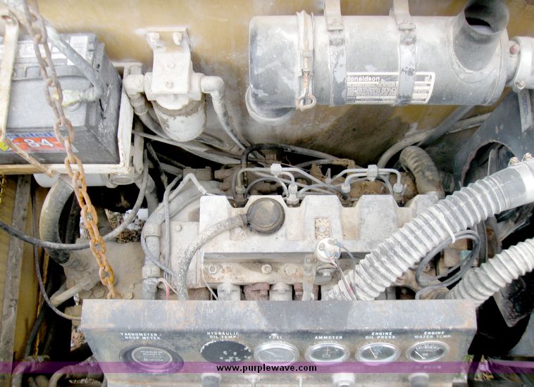 image for item 5198 Ferguson 46A roller