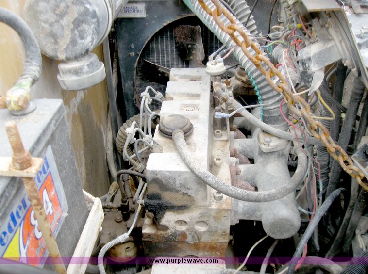 image for item 5198 Ferguson 46A roller