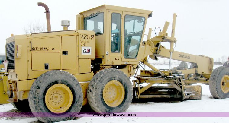 image for item 5199 Champion 720A VHP motor grader