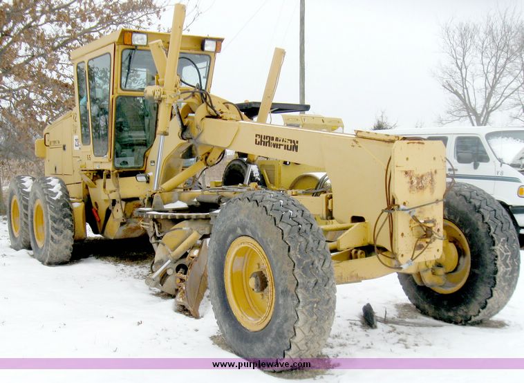 image for item 5199 Champion 720A VHP motor grader