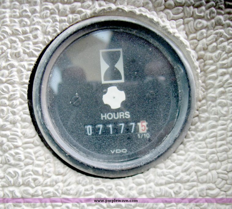 image for item 5199 Champion 720A VHP motor grader