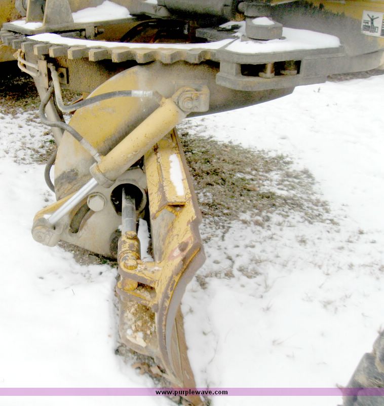 image for item 5199 Champion 720A VHP motor grader