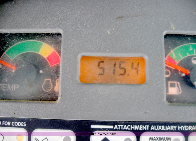 image for item 5200 2003 Bobcat S220 skid steer