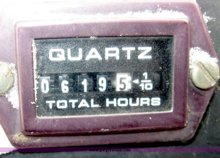 image for item 5202 2005 Bobcat MT52 mini track loader