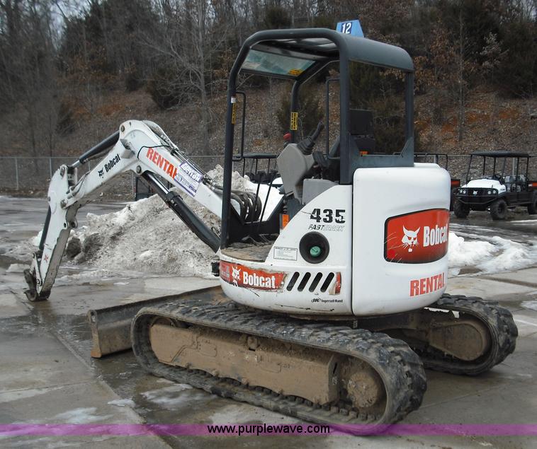 image for item 5204 2005 Bobcat 435H compact excavator