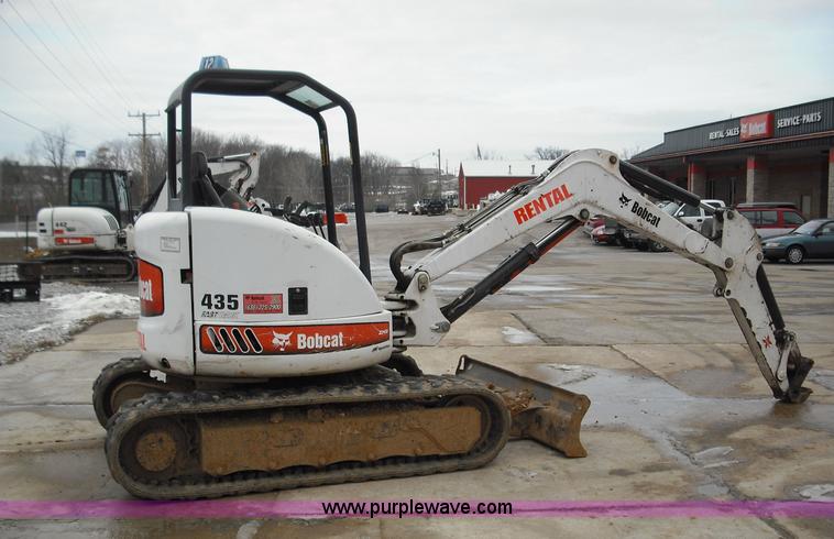 image for item 5204 2005 Bobcat 435H compact excavator