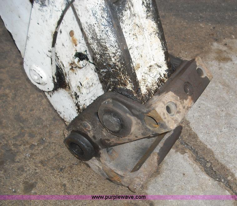 image for item 5204 2005 Bobcat 435H compact excavator