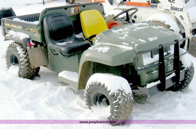 image for item 5205 John Deere Trail gator