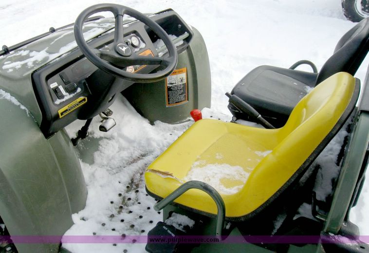 image for item 5205 John Deere Trail gator