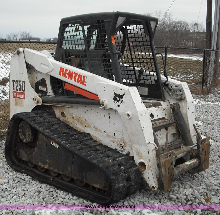 image for item 5209 2006 Bobcat T250 compact track loader