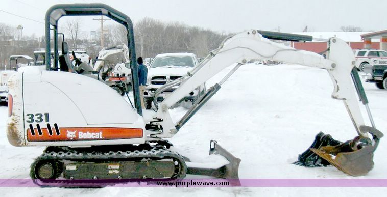 image for item 5210 2006 Bobcat 331G compact excavator