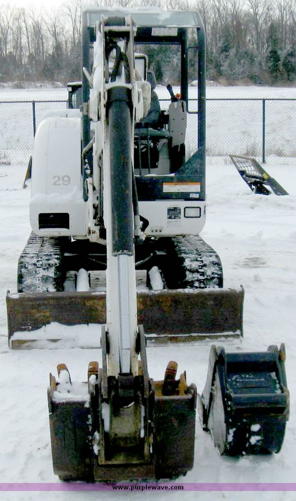 image for item 5210 2006 Bobcat 331G compact excavator