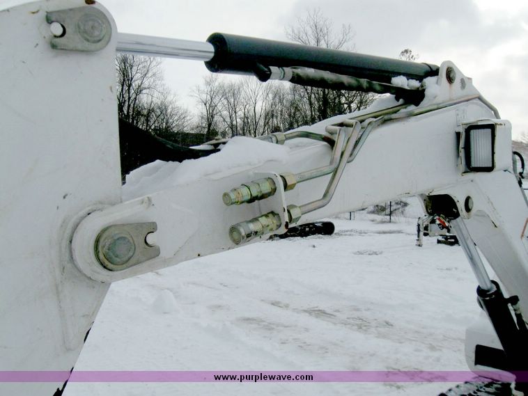 image for item 5210 2006 Bobcat 331G compact excavator