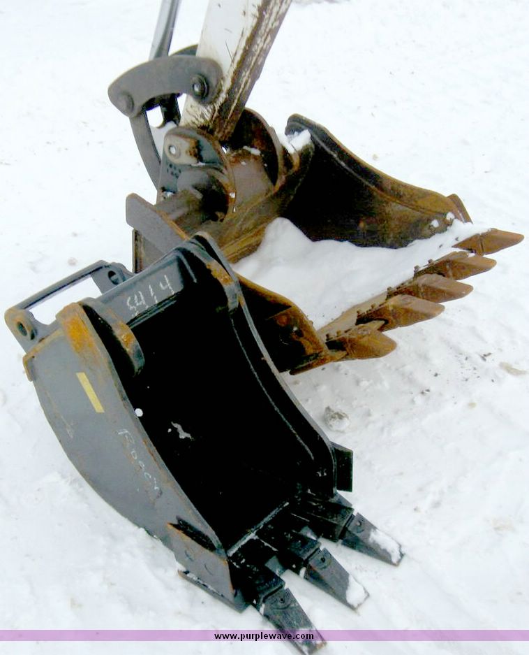 image for item 5210 2006 Bobcat 331G compact excavator