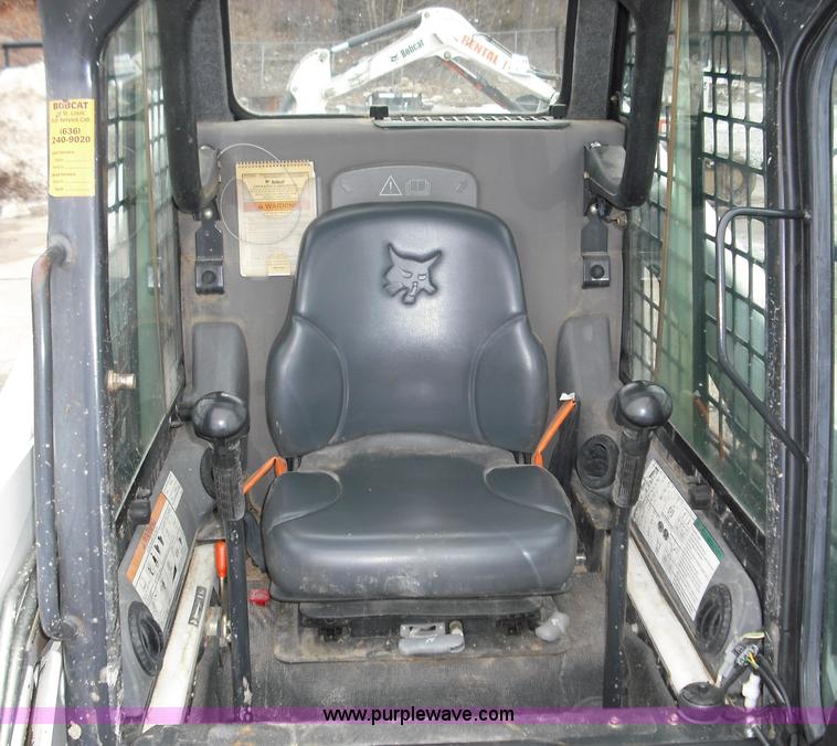 image for item 5211 2006 Bobcat S160 skid steer