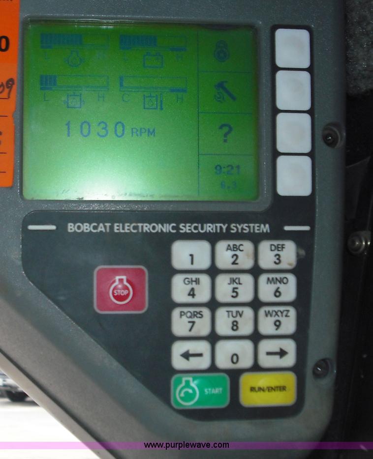 image for item 5211 2006 Bobcat S160 skid steer