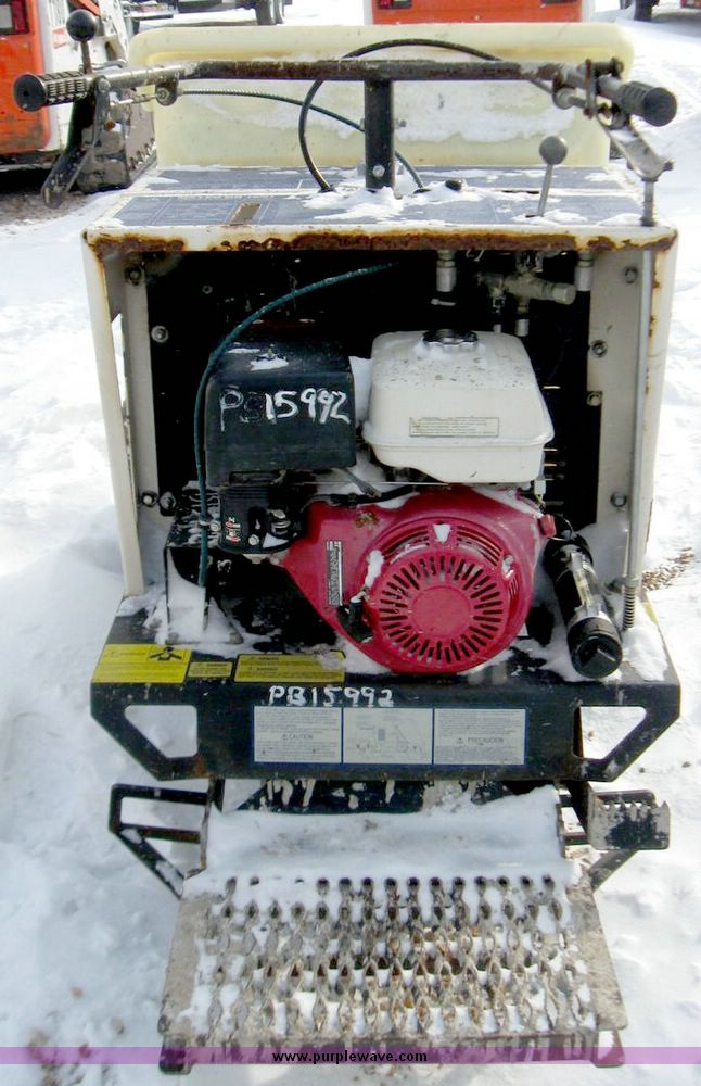 image for item 5212 2006 Miller MB16 Power Buggy