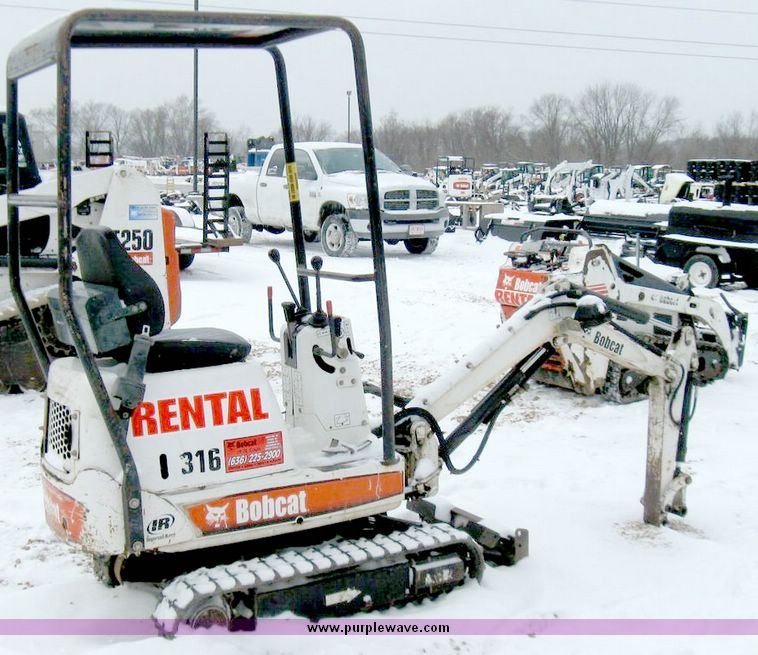 image for item 5213 2003 Bobcat 316 compact excavator