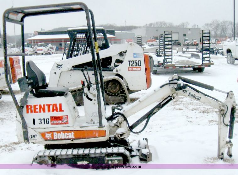 image for item 5213 2003 Bobcat 316 compact excavator