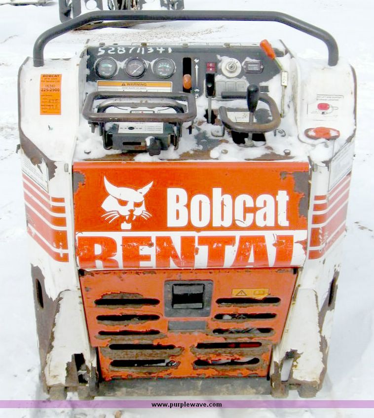 image for item 5214 2005 Bobcat MT52 mini track loader