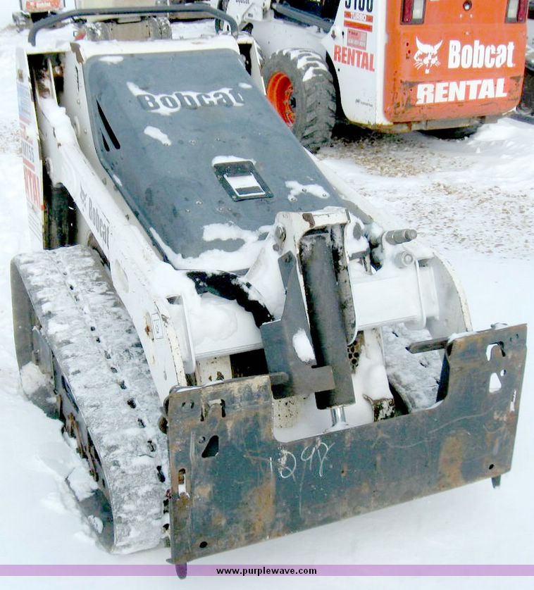 image for item 5215 2005 Bobcat MT55 mini track loader