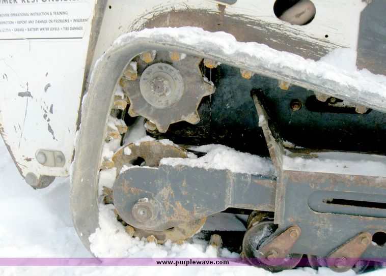 image for item 5215 2005 Bobcat MT55 mini track loader