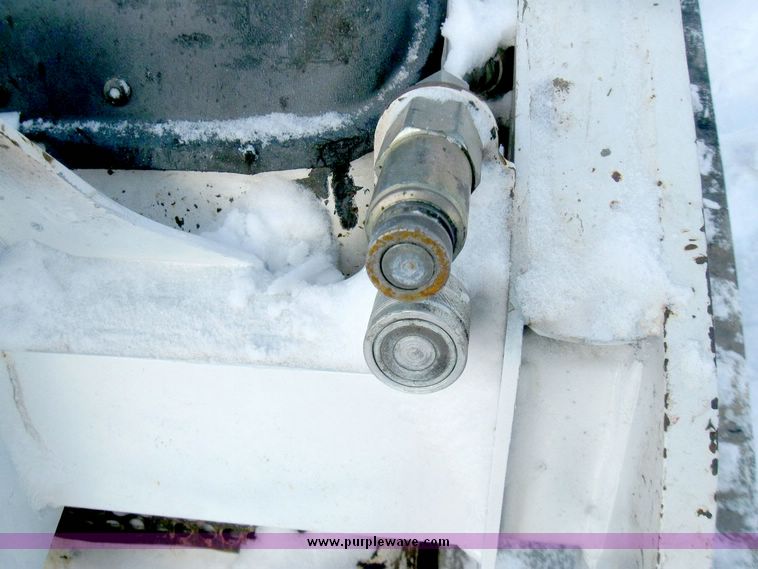 image for item 5215 2005 Bobcat MT55 mini track loader