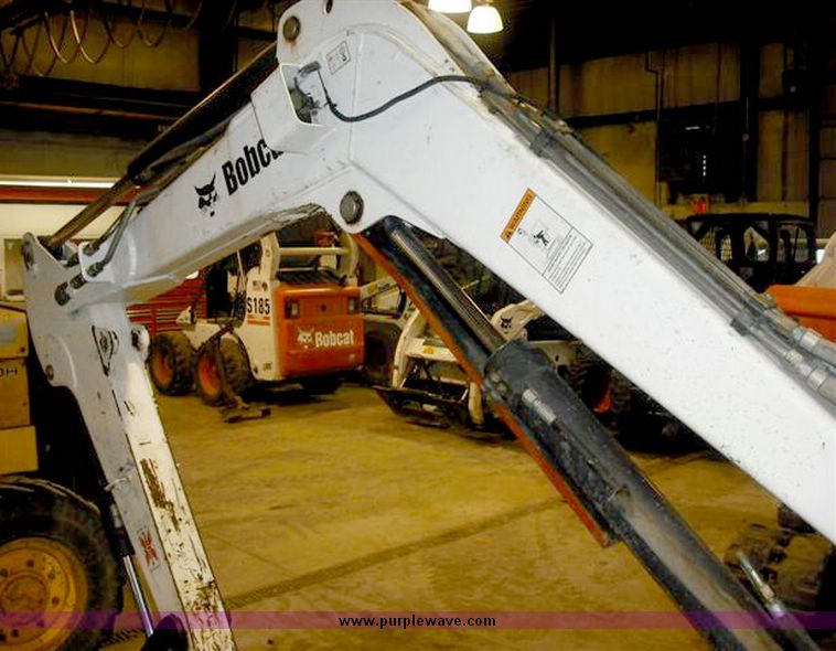 image for item 5216 2005 Bobcat 435L compact excavator