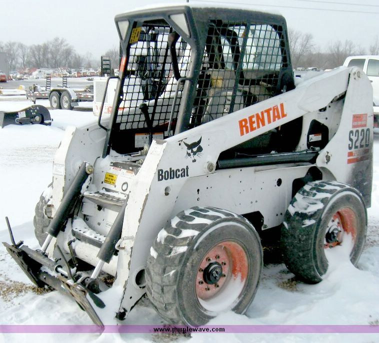 image for item 5217 2005 Bobcat S220 skid steer