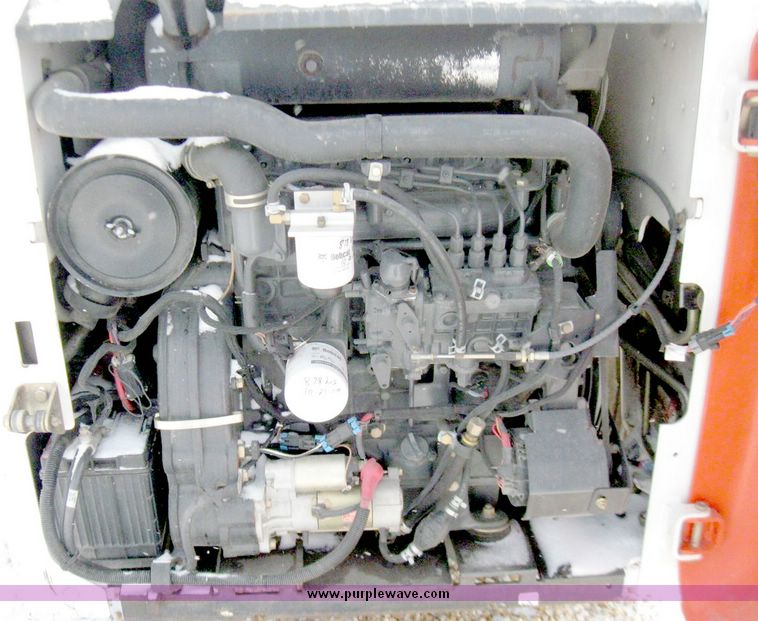 image for item 5217 2005 Bobcat S220 skid steer