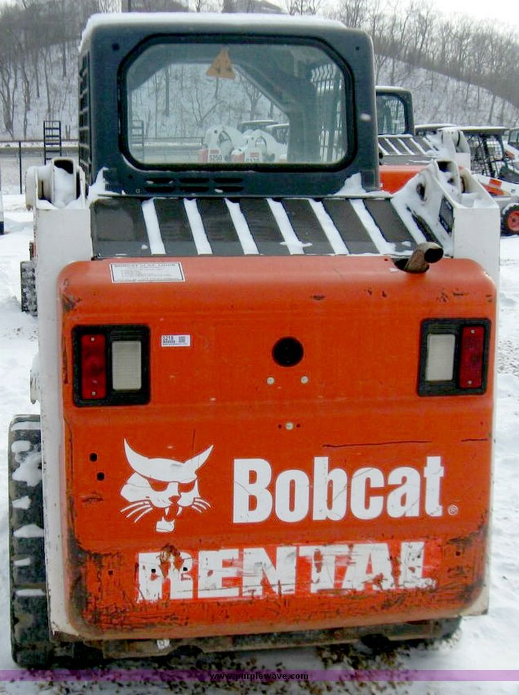 image for item 5218 2005 Bobcat T140 compact track loader