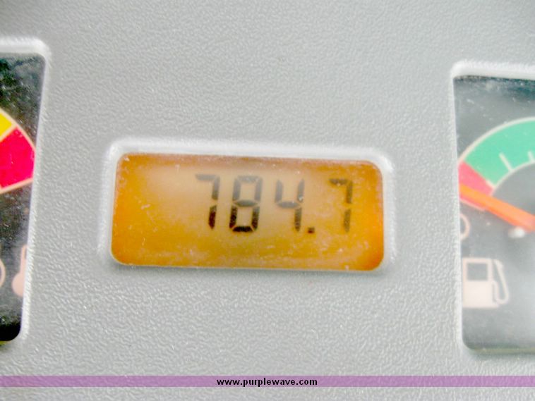 image for item 5218 2005 Bobcat T140 compact track loader