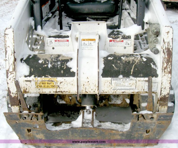 image for item 5218 2005 Bobcat T140 compact track loader