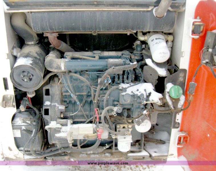 image for item 5218 2005 Bobcat T140 compact track loader