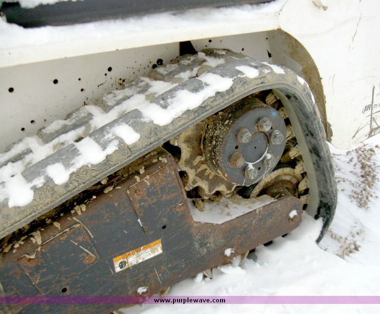 image for item 5218 2005 Bobcat T140 compact track loader