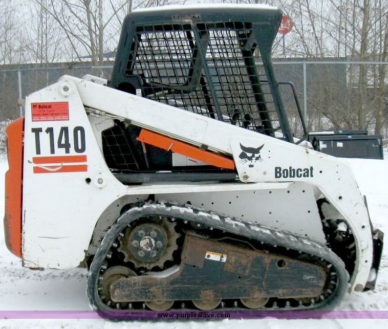 image for item 5219 2005 Bobcat T140 compact track loader