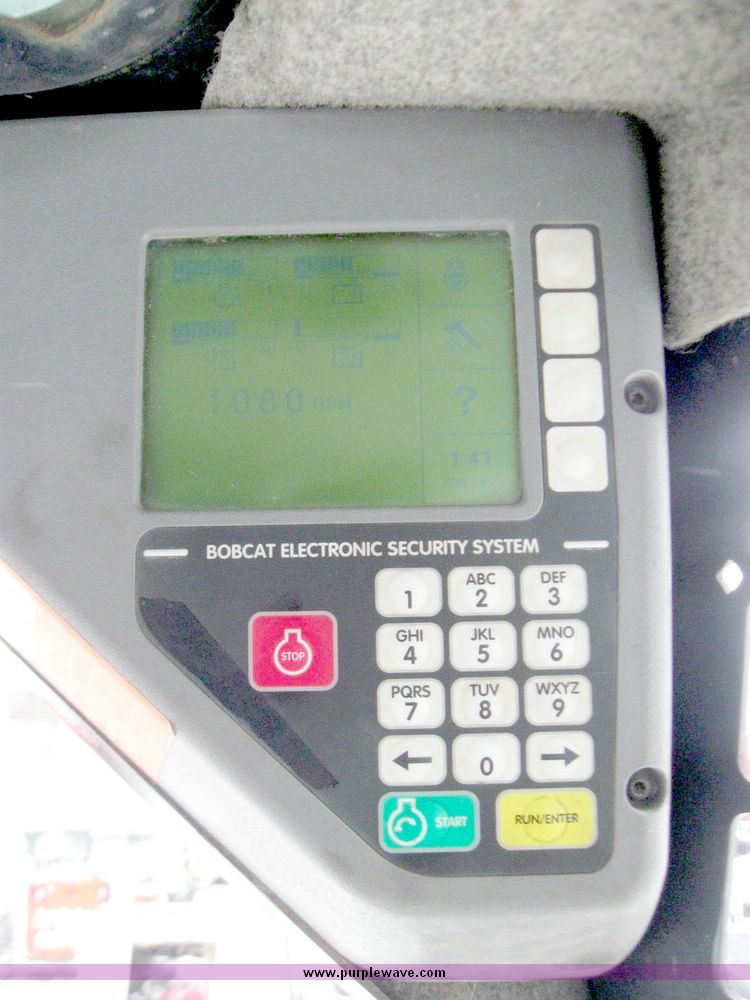 image for item 5219 2005 Bobcat T140 compact track loader